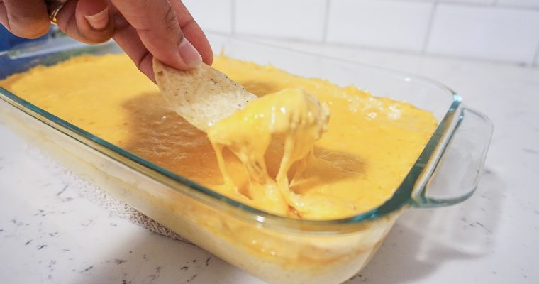 Cheesy Buffalo Chicken Dip