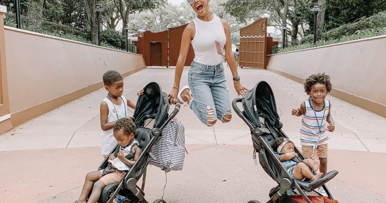 What to pack in your Disney Bag with 4 kids